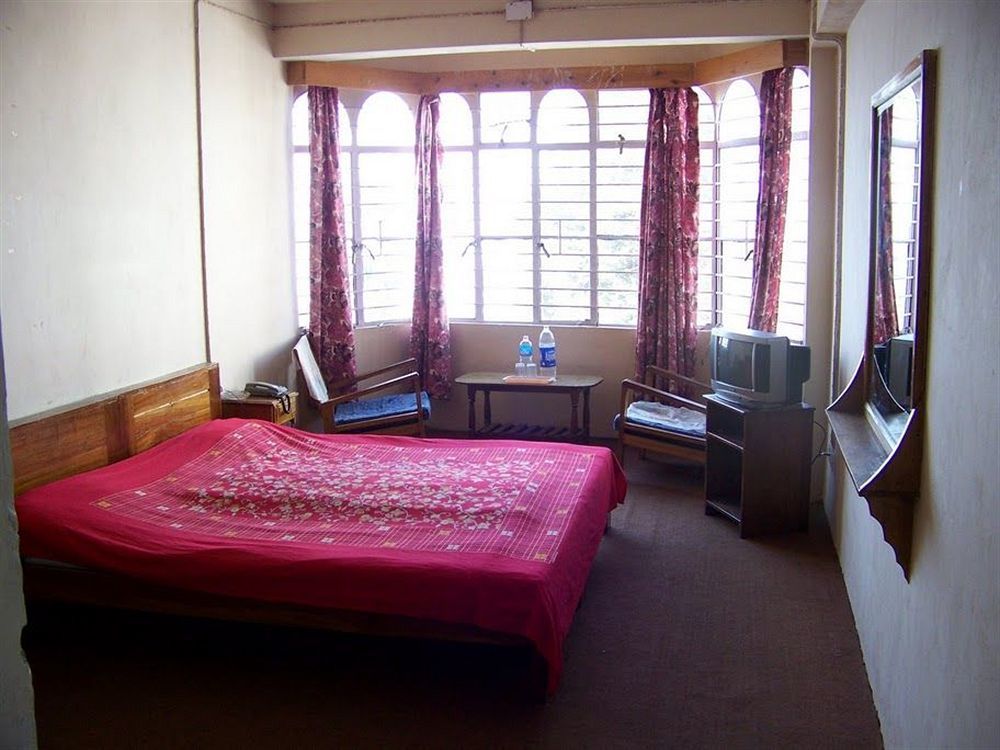 Old - Main Bellevue Heritage Hotel Дарджилинг Екстериор снимка