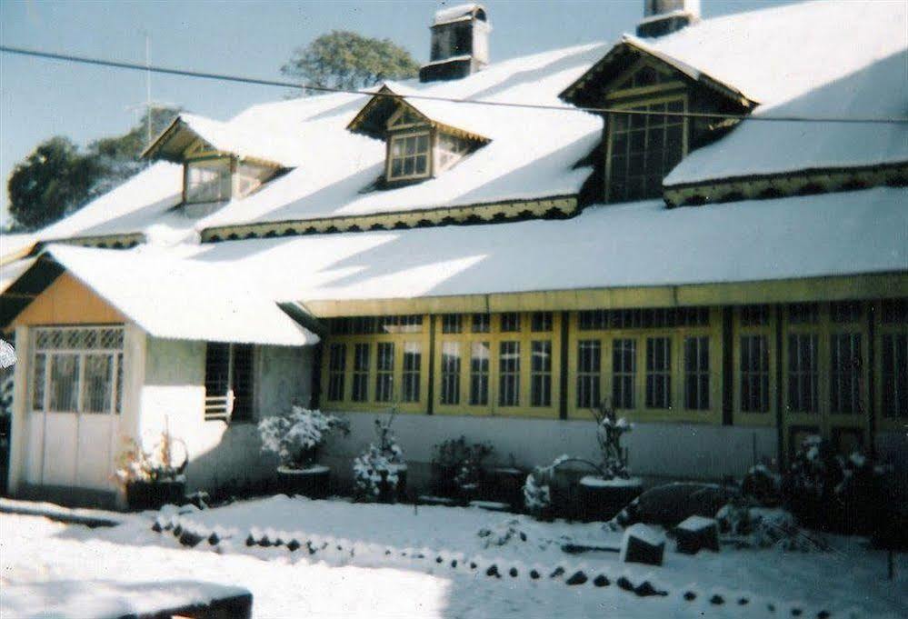 Old - Main Bellevue Heritage Hotel Дарджилинг Екстериор снимка