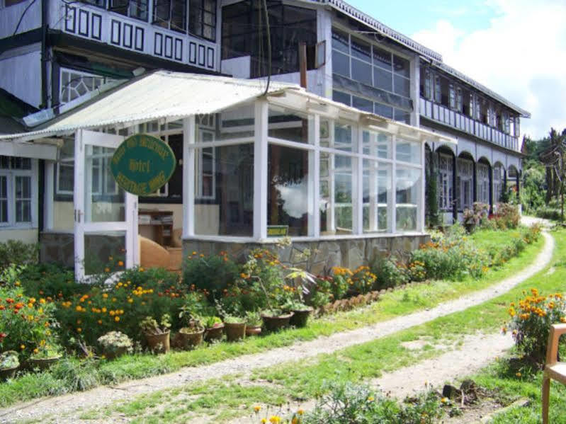 Old - Main Bellevue Heritage Hotel Дарджилинг Екстериор снимка